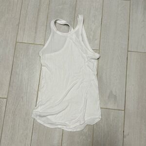 Lululemon white tank 4